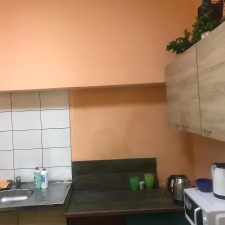 Ararat-teatralnaya Hostel *
