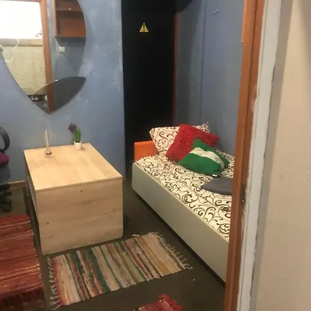 Hostel Ararat-teatralnaya *